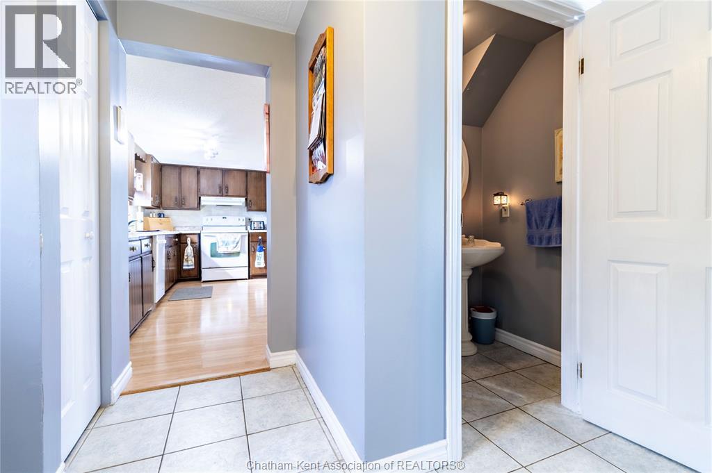 9 Woods STREET - 13