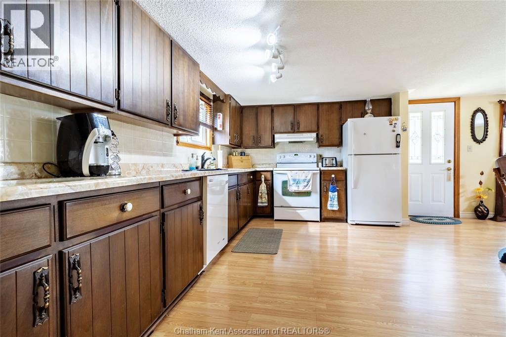 9 Woods STREET - 12