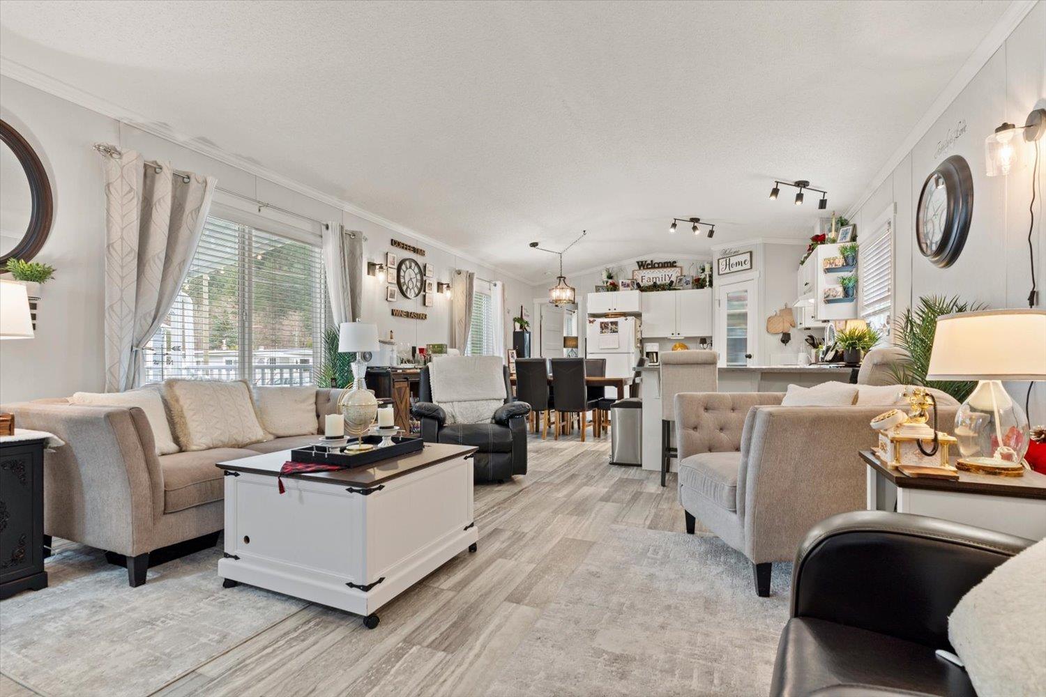 58 65367 KAWKAWA LAKE ROAD, Hope, Hope