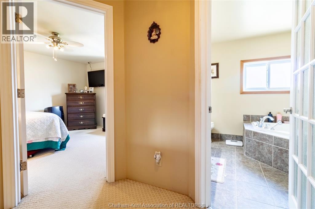 9 Woods STREET - 25