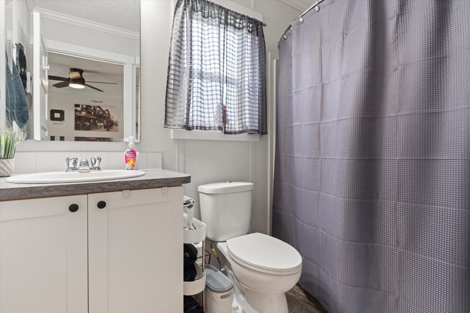 58 65367 KAWKAWA LAKE ROAD, Hope, Hope