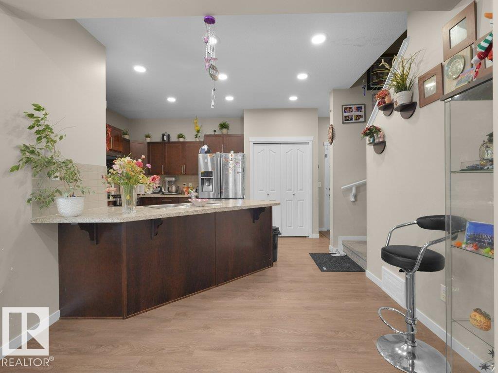 1419 27 AV NW - 20