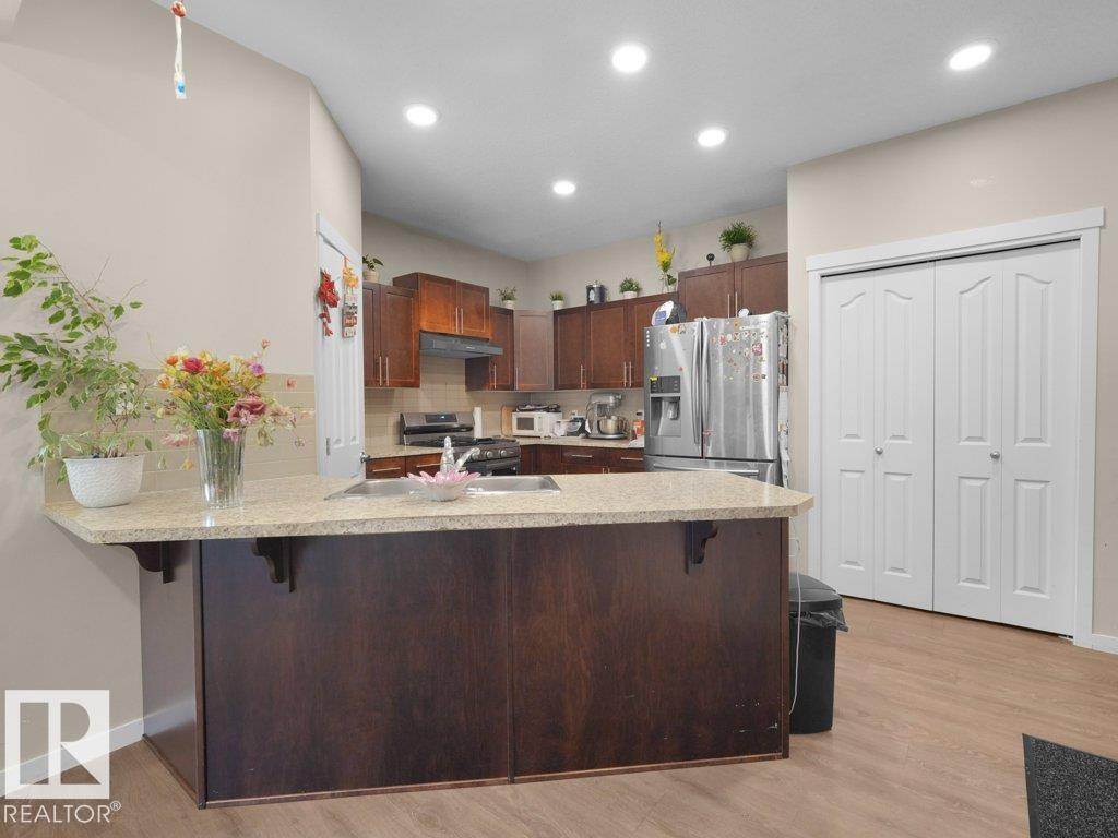 1419 27 AV NW - 21