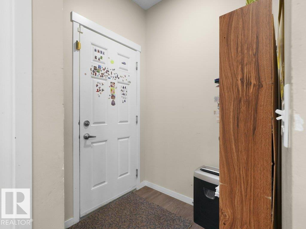 1419 27 AV NW - 24