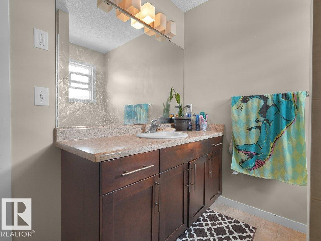 1419 27 AV NW - 37
