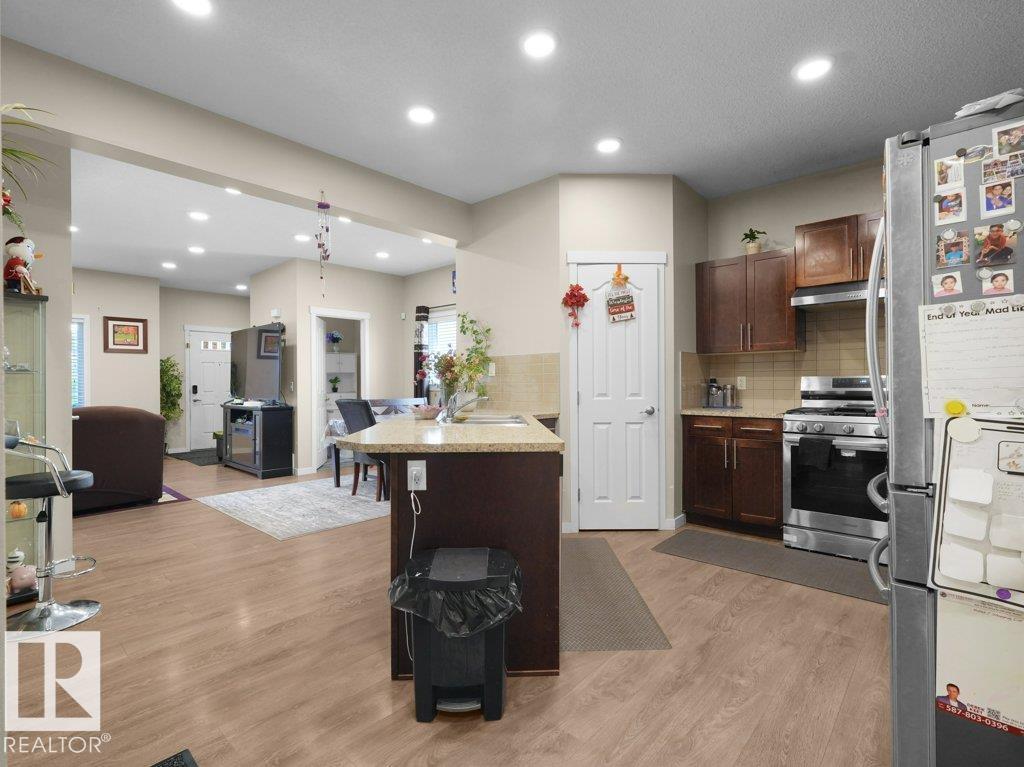 1419 27 AV NW - 25