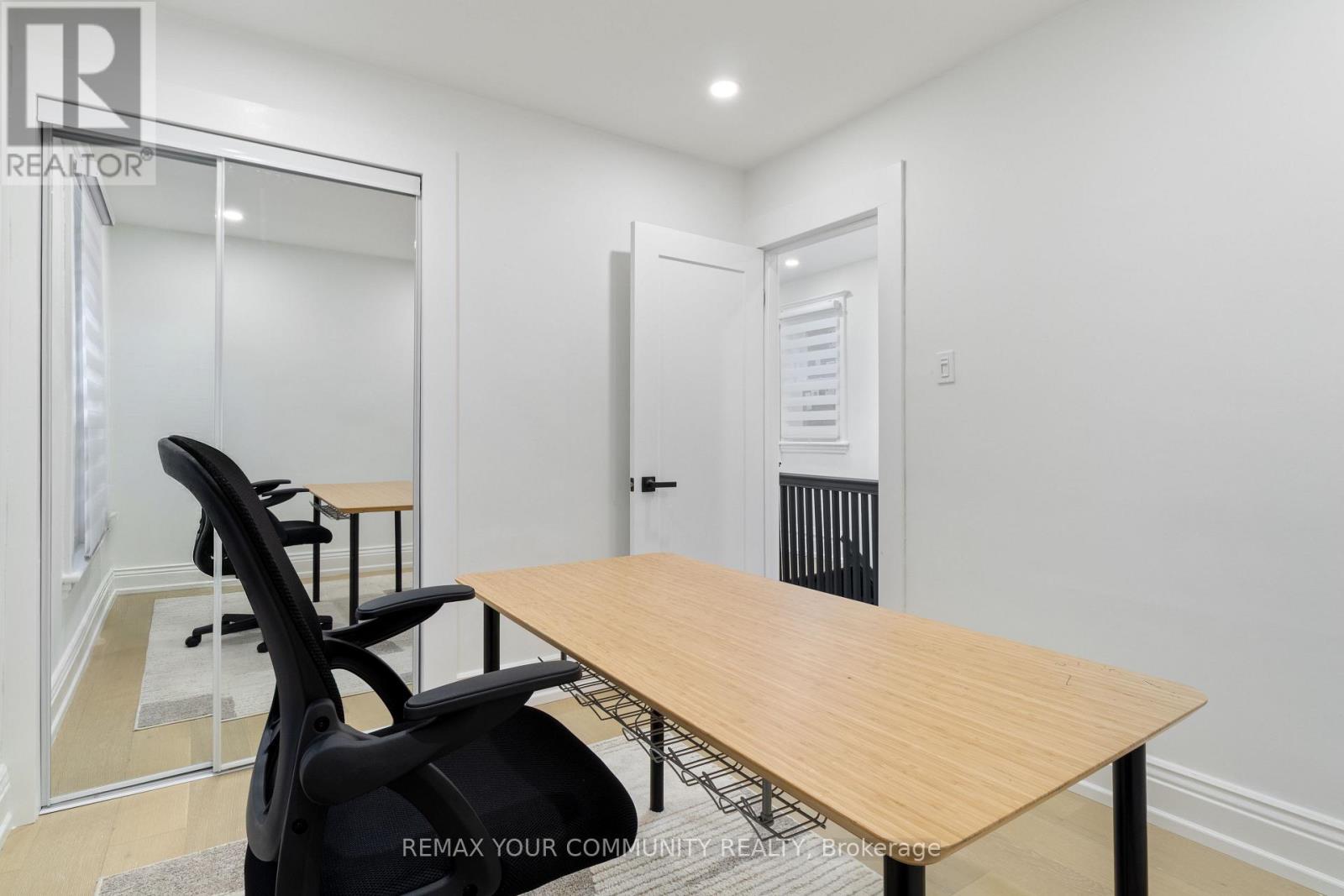 184 STIRTON STREET - 28