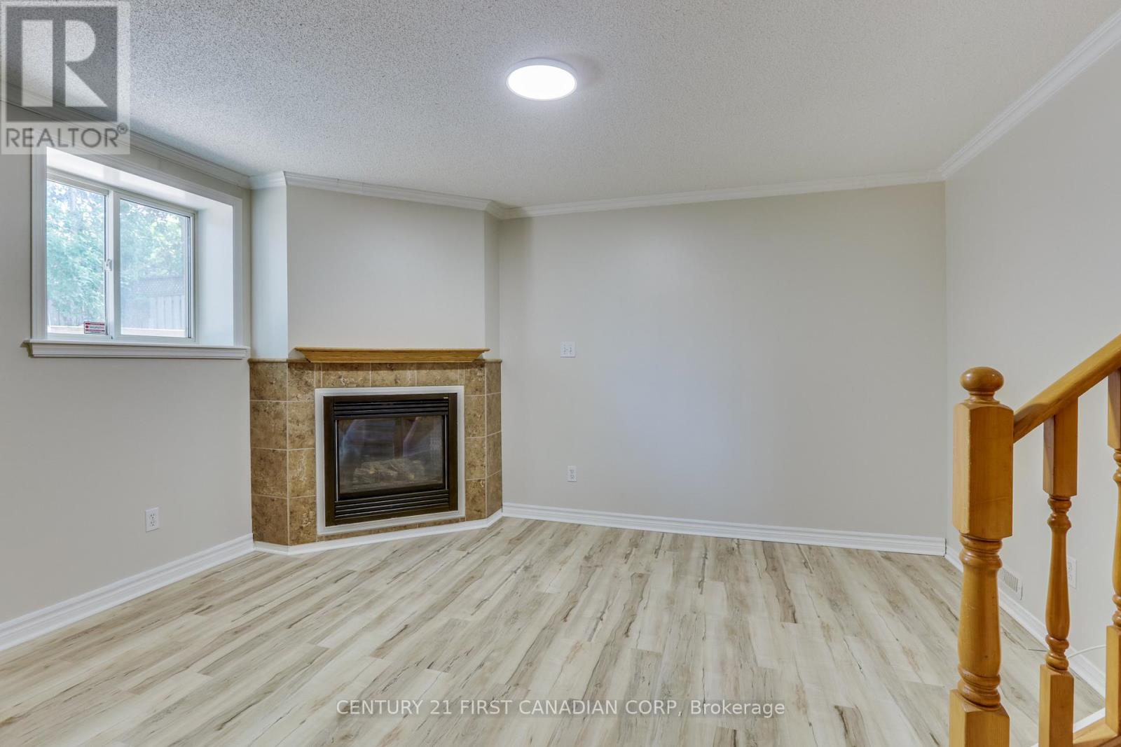 604 TALLTREE CRESCENT - 26