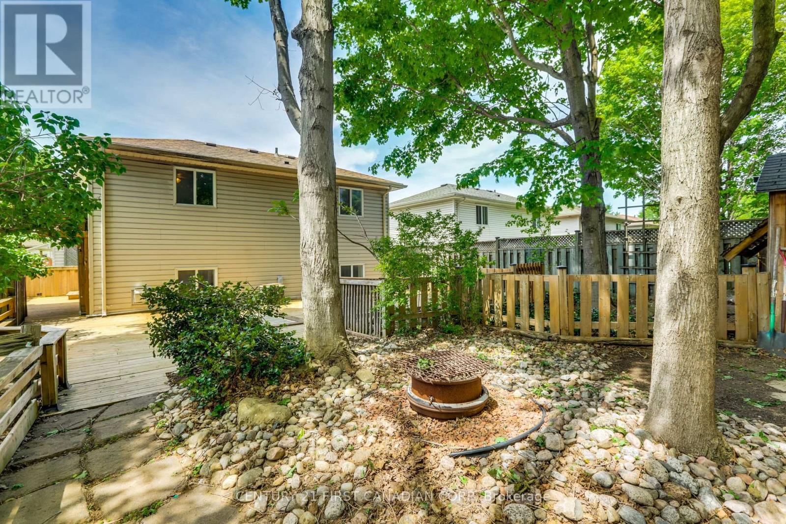 604 TALLTREE CRESCENT - 47