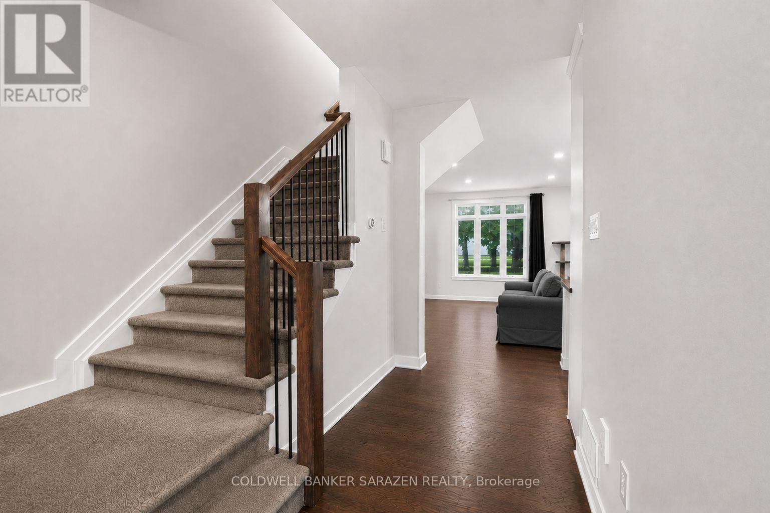 4 Bedroom for Sale in Arnprior – 33 MAC BEATTIE DRIVE – By Peter Sagos - Image 7