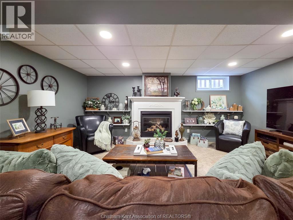 170 LACROIX STREET - 35