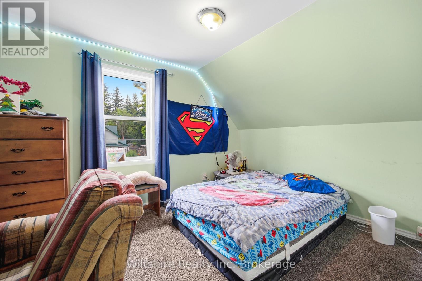 38 HARVEY STREET - 17