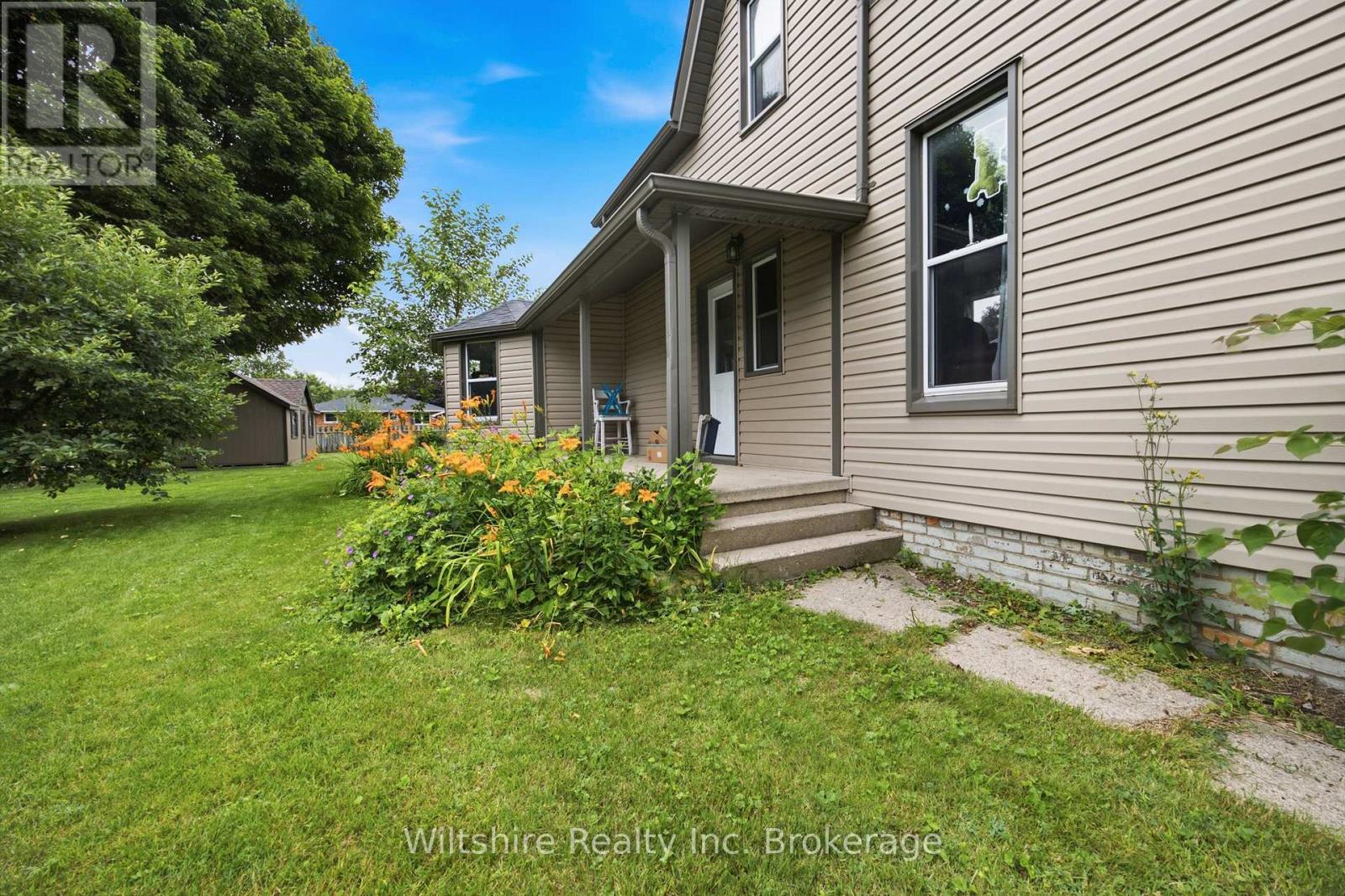 38 HARVEY STREET - 30