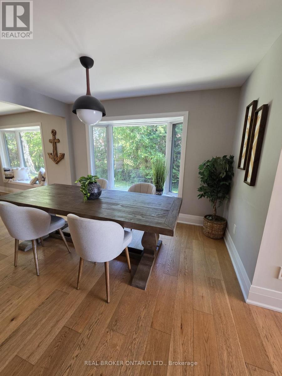 943 BARRY AVENUE - 14