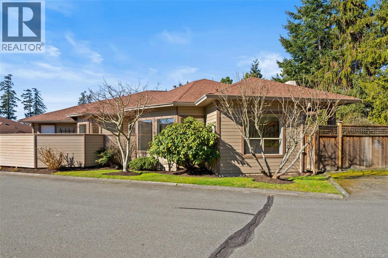 601 4515 Pipeline Road, Saanich