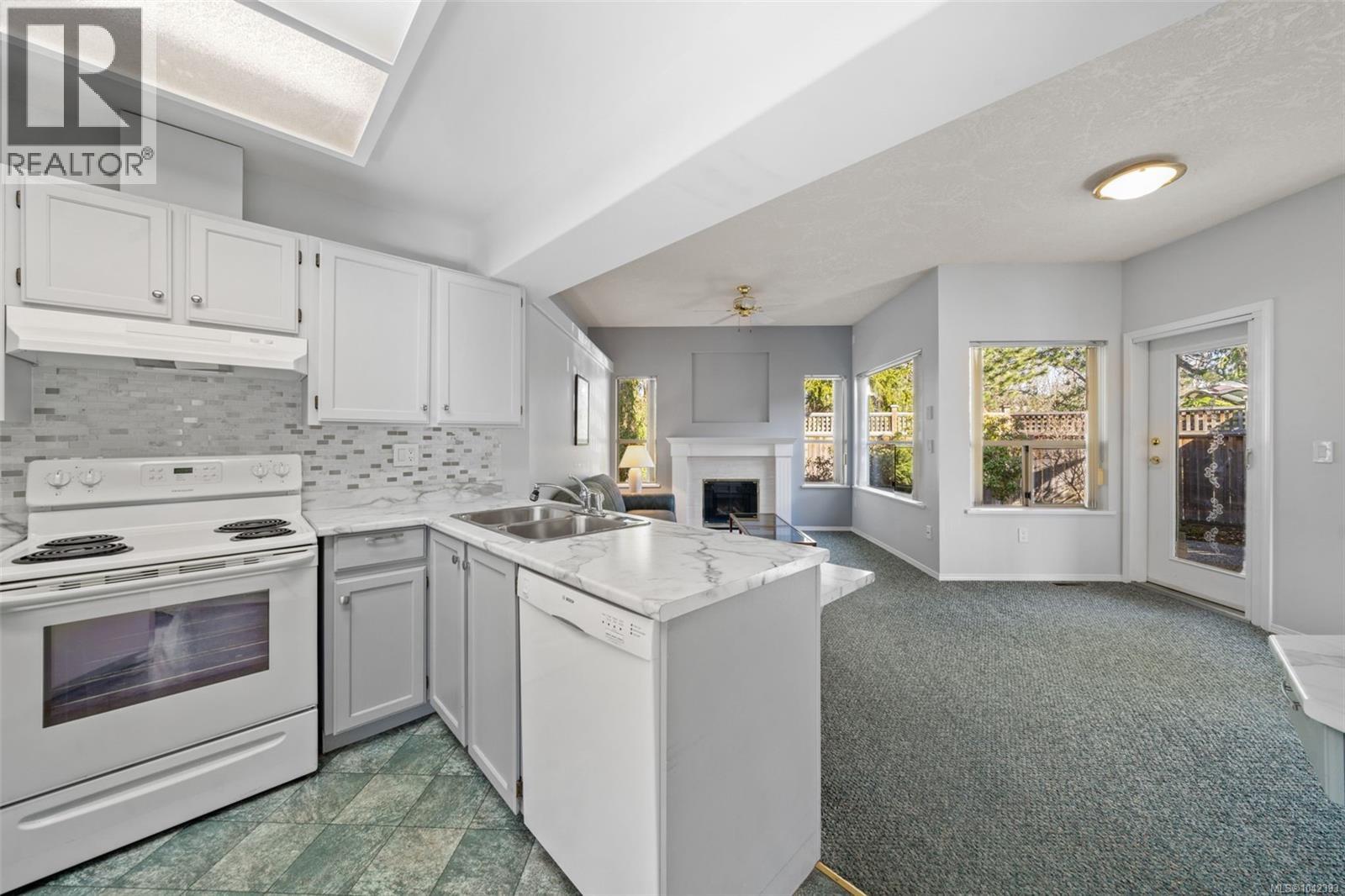 601 4515 Pipeline Road, Saanich