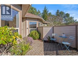 601 4515 Pipeline Rd, Saanich, BC V8Z5M3 Photo 29