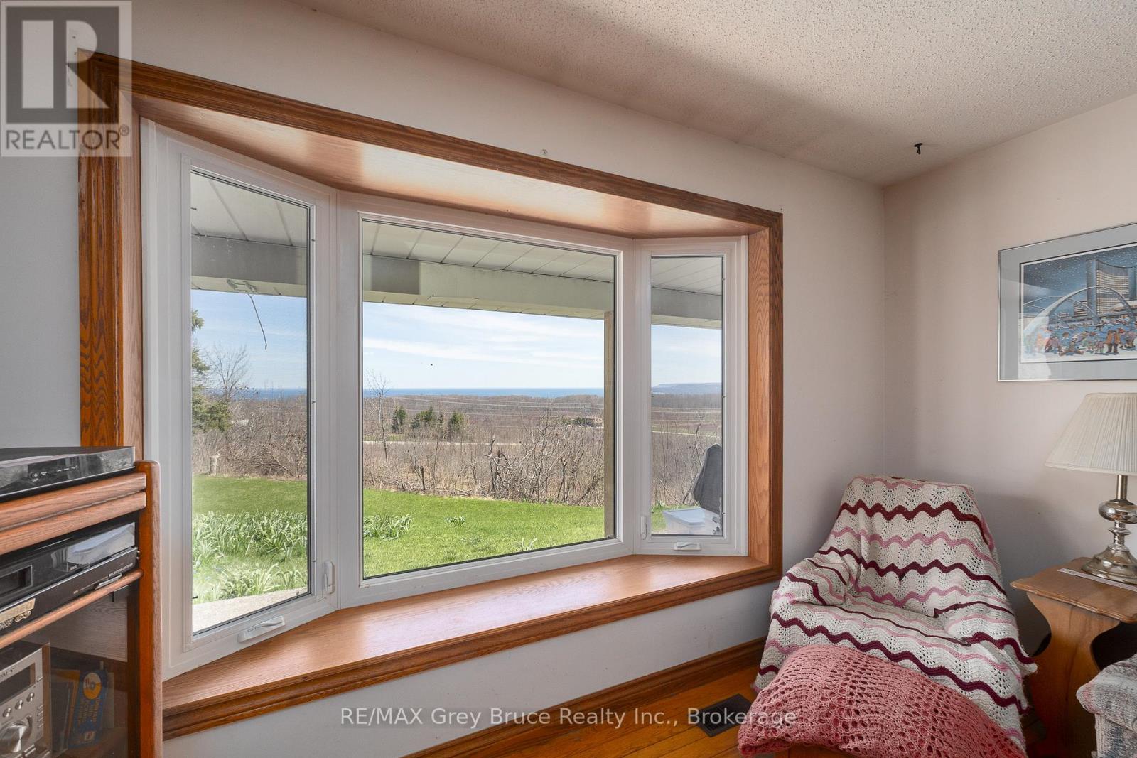 138558 GREY ROAD 112 - 23