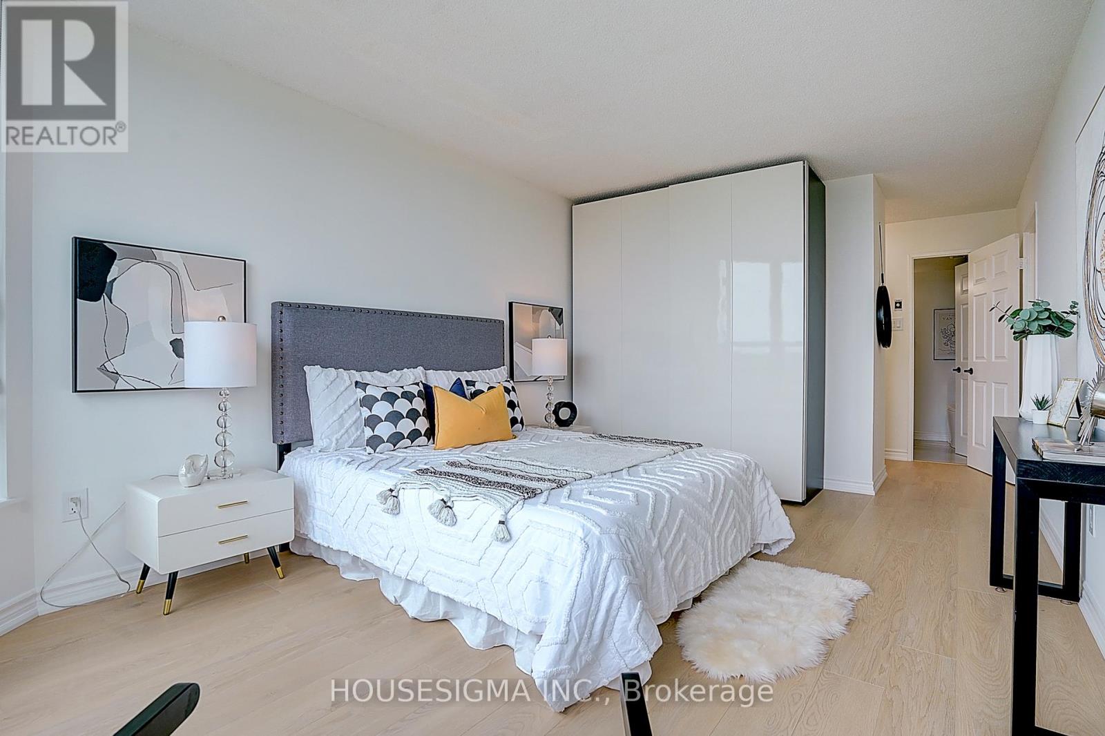 #1123 7805 BAYVIEW AVENUE N - 19