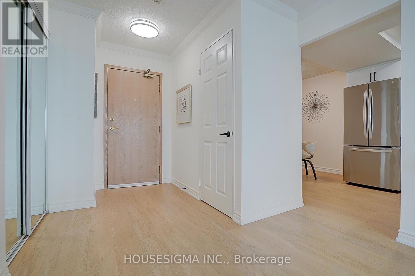 #1123 7805 BAYVIEW AVENUE N - 5