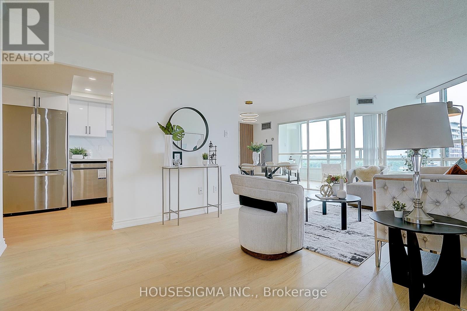 #1123 7805 BAYVIEW AVENUE N - 6