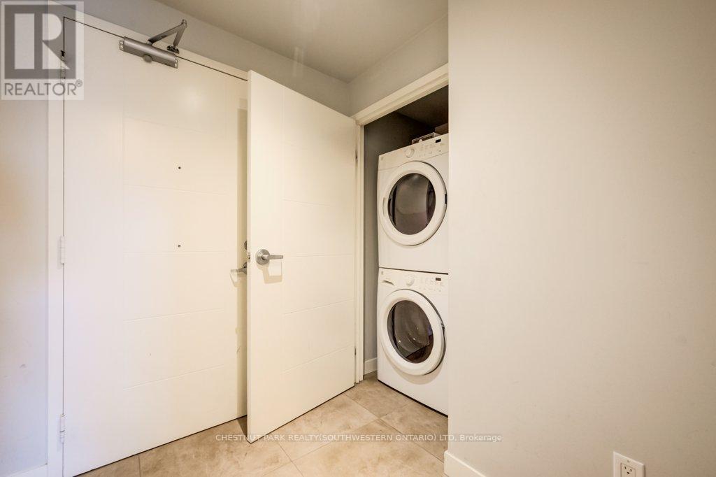 #B601 62 BALSAM STREET - 5