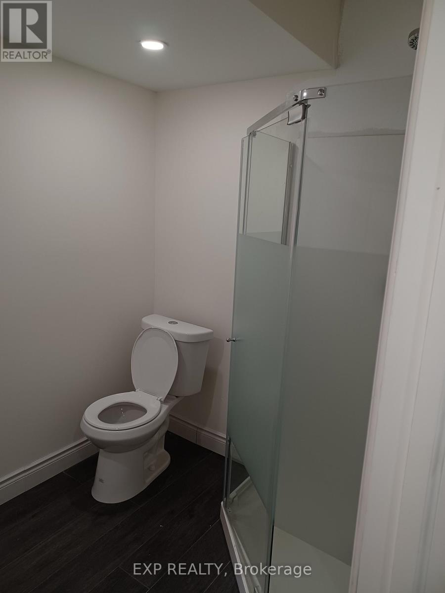 143 SHERMAN AVENUE N - 3