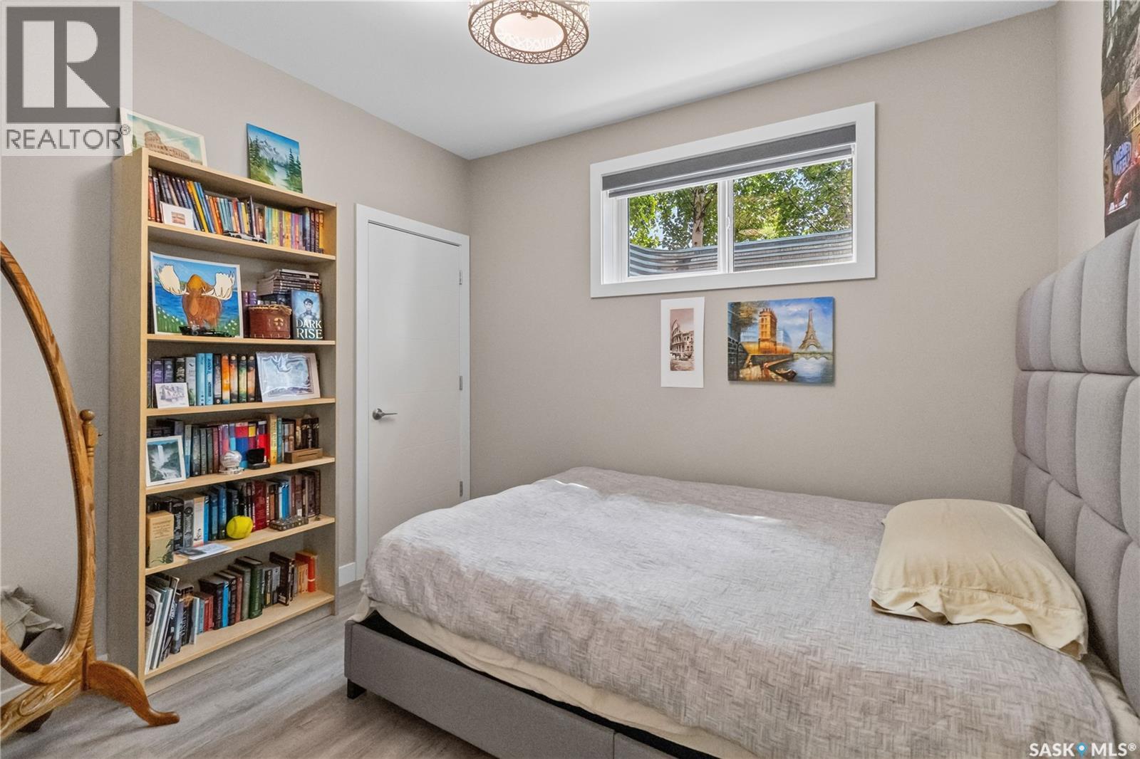 1602 Edward AVENUE - 28