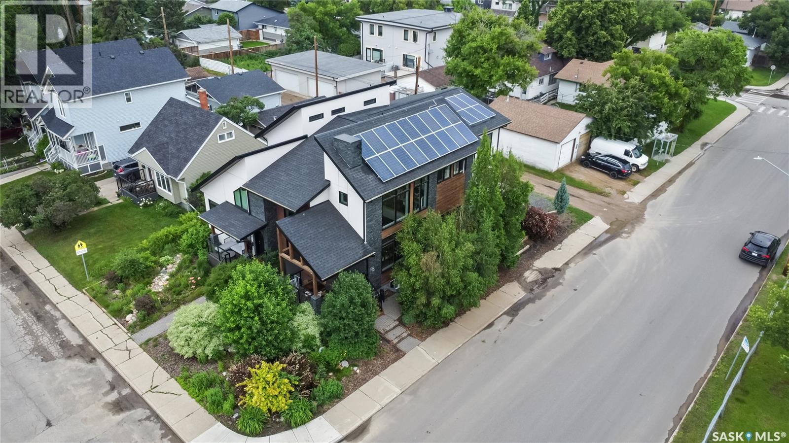 1602 Edward AVENUE - 36