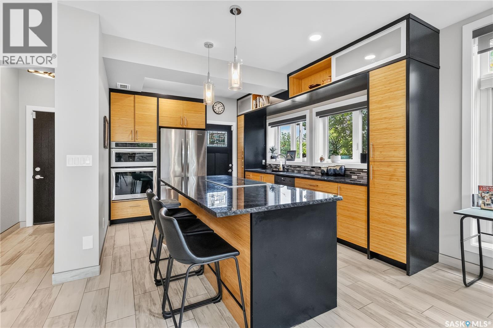 1602 Edward AVENUE - 9