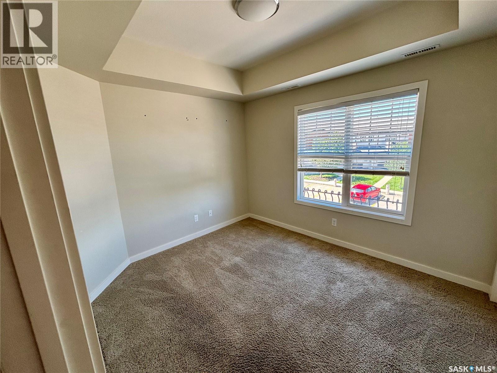 2110 1015 Patrick CRESCENT — photo 14