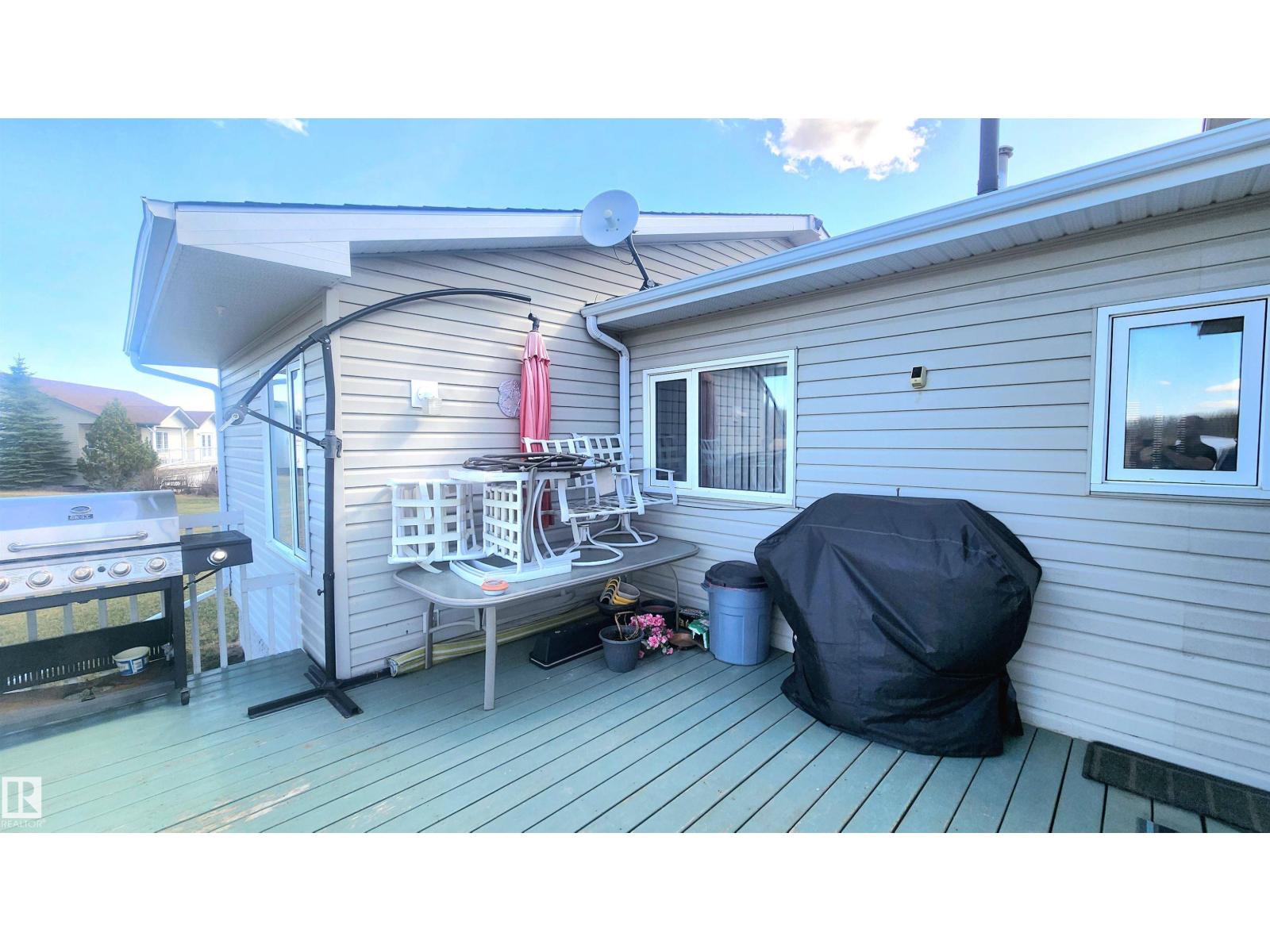 #97 20120 Twp Rd 515 - 37