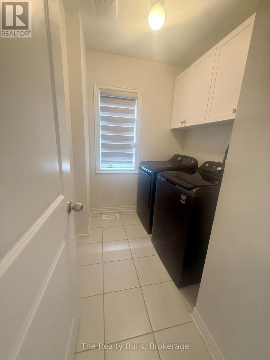 679 ANISHINAABE DRIVE - 9