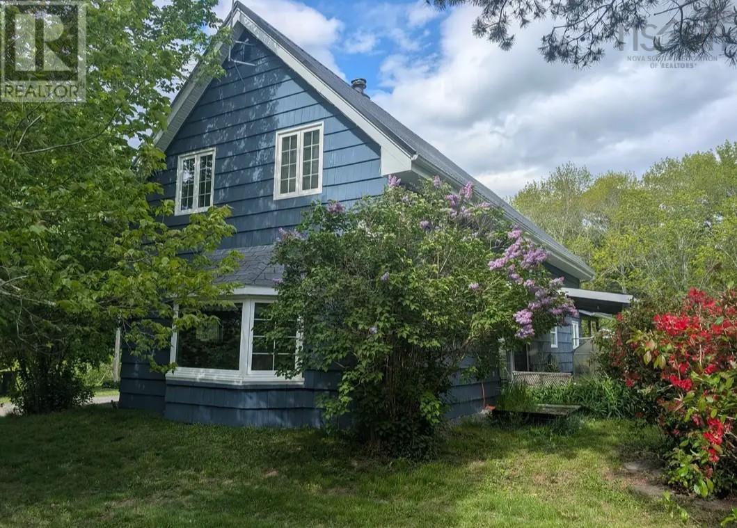 Property photo of 8178 Nova Scotia Trunk 8