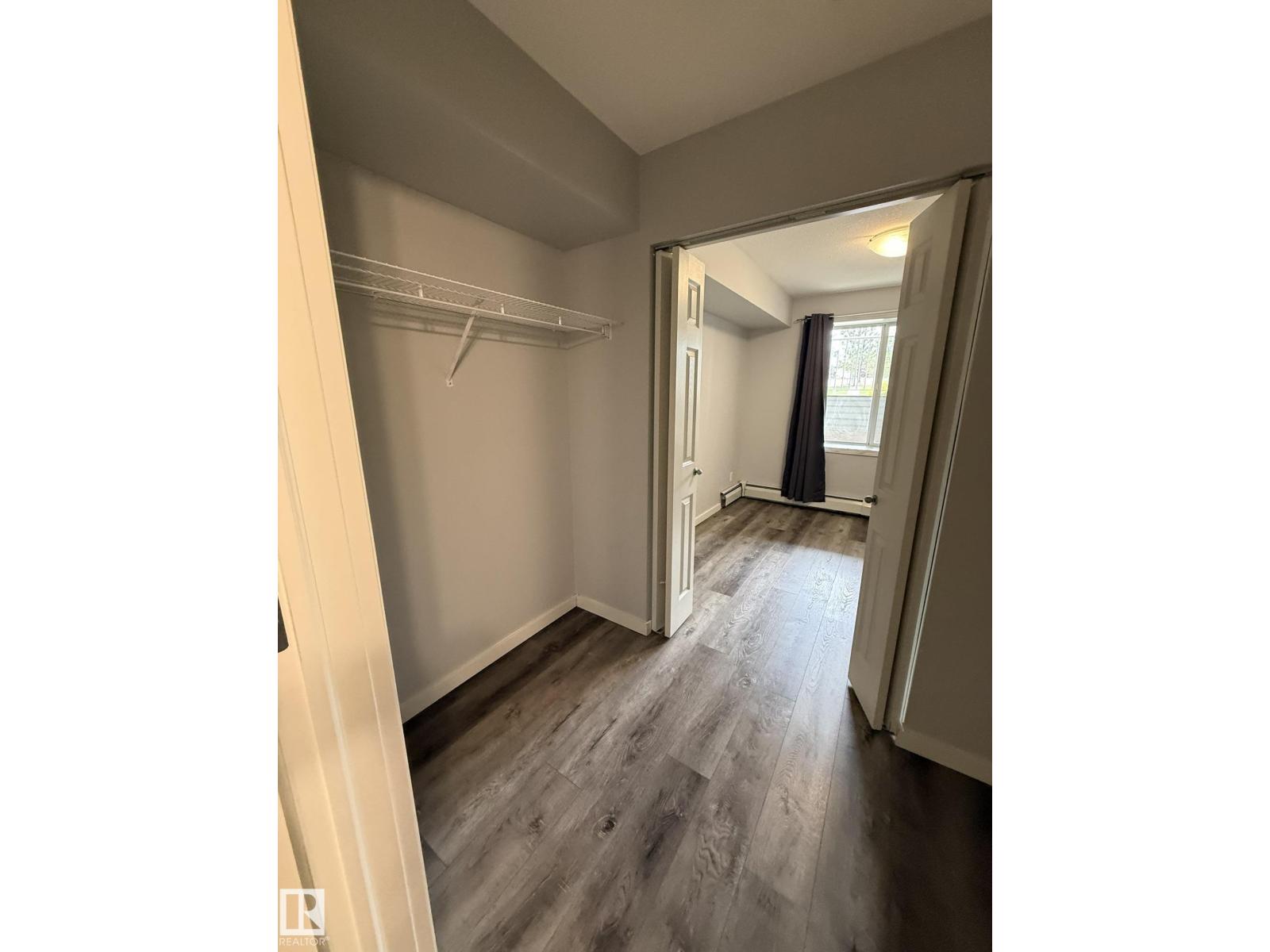 #106 40 SUMMERWOOD BV - 7