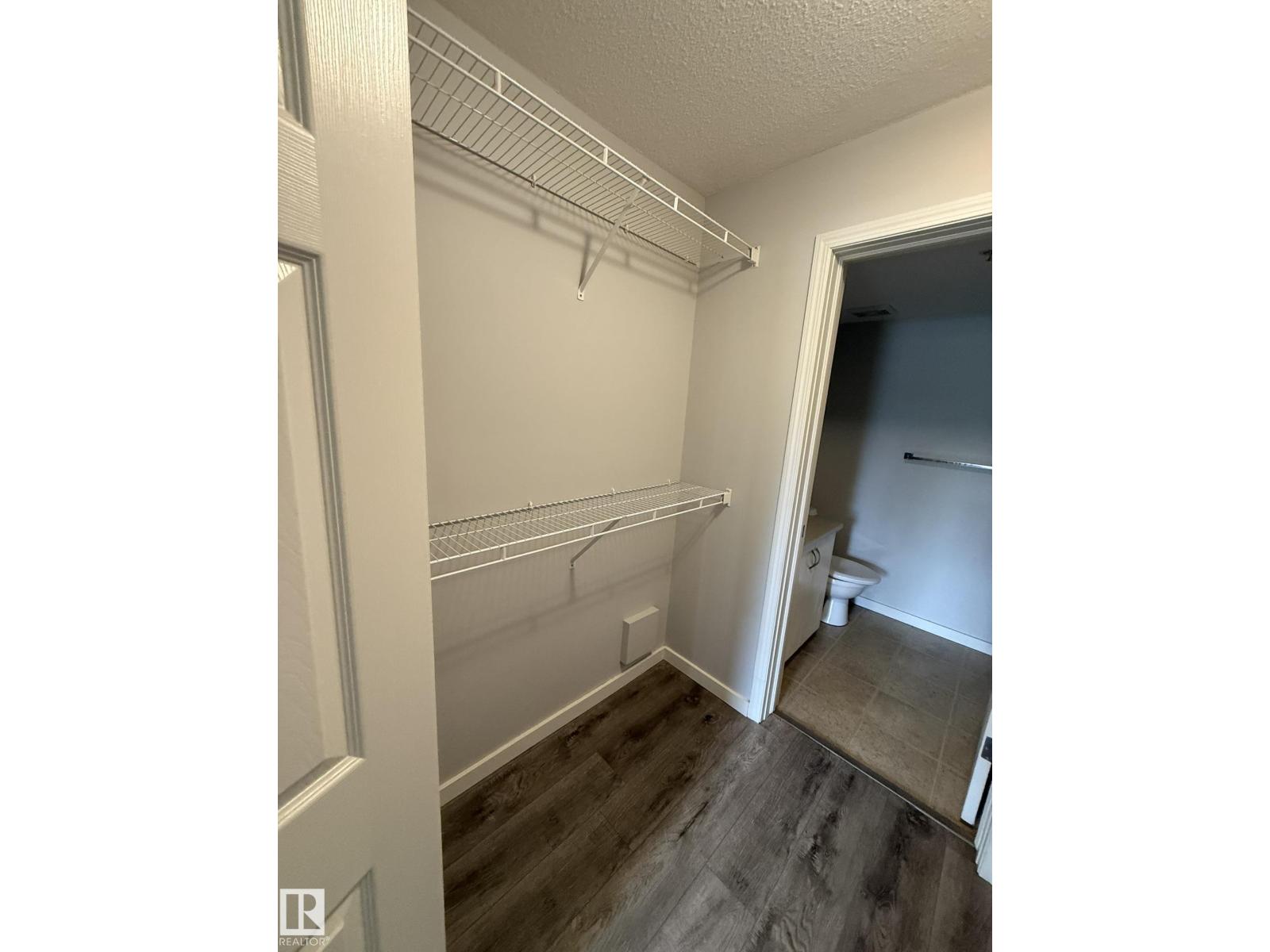 #106 40 SUMMERWOOD BV - 9