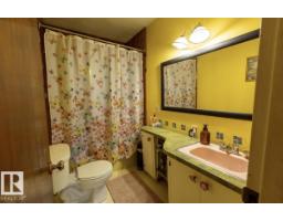 8719 67 Av Nw, Edmonton, AB T6E0M9 Photo 23