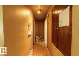 8719 67 Av Nw, Edmonton, AB T6E0M9 Photo 22