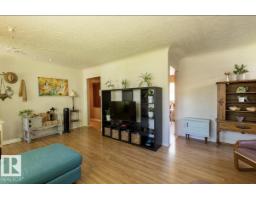 8719 67 Av Nw, Edmonton, AB T6E0M9 Photo 14