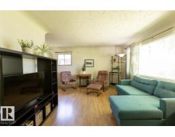 8719 67 Av Nw, Edmonton, AB T6E0M9 Photo 15