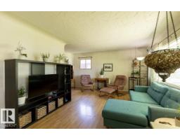 8719 67 Av Nw, Edmonton, AB T6E0M9 Photo 12