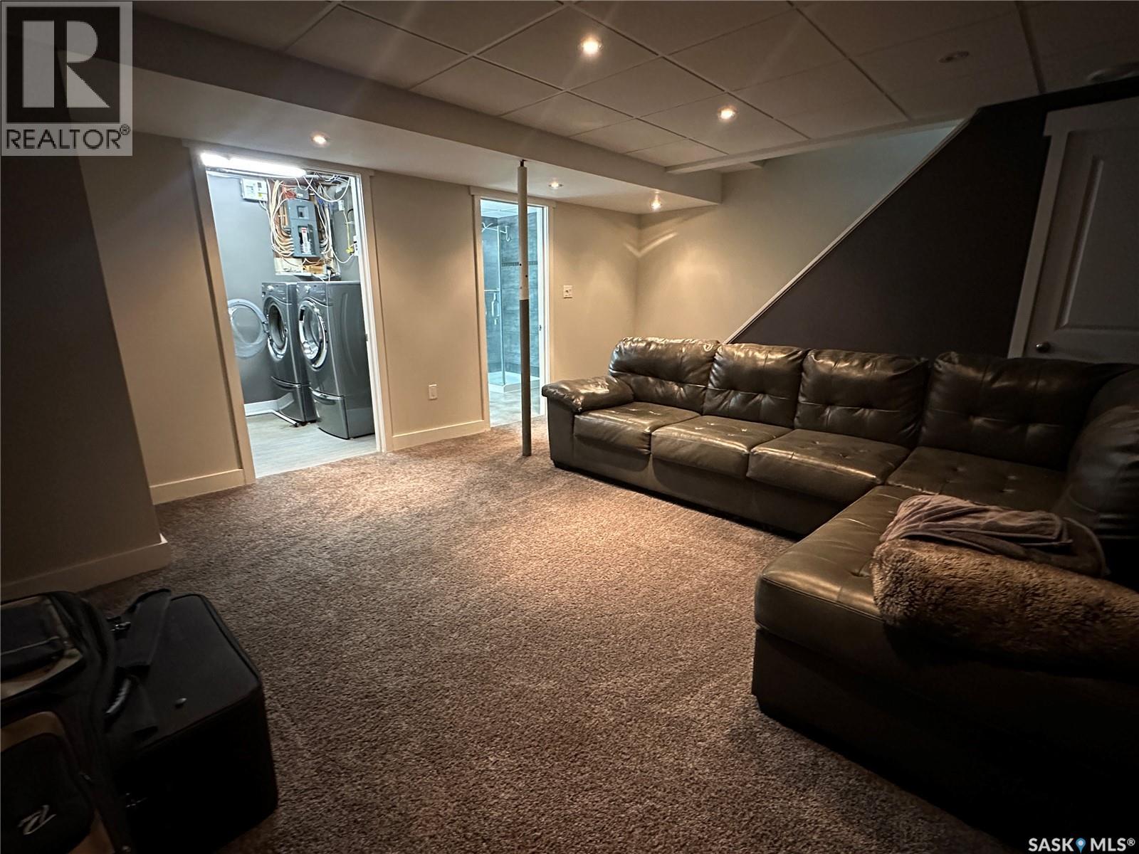 320 Government ROAD - 12