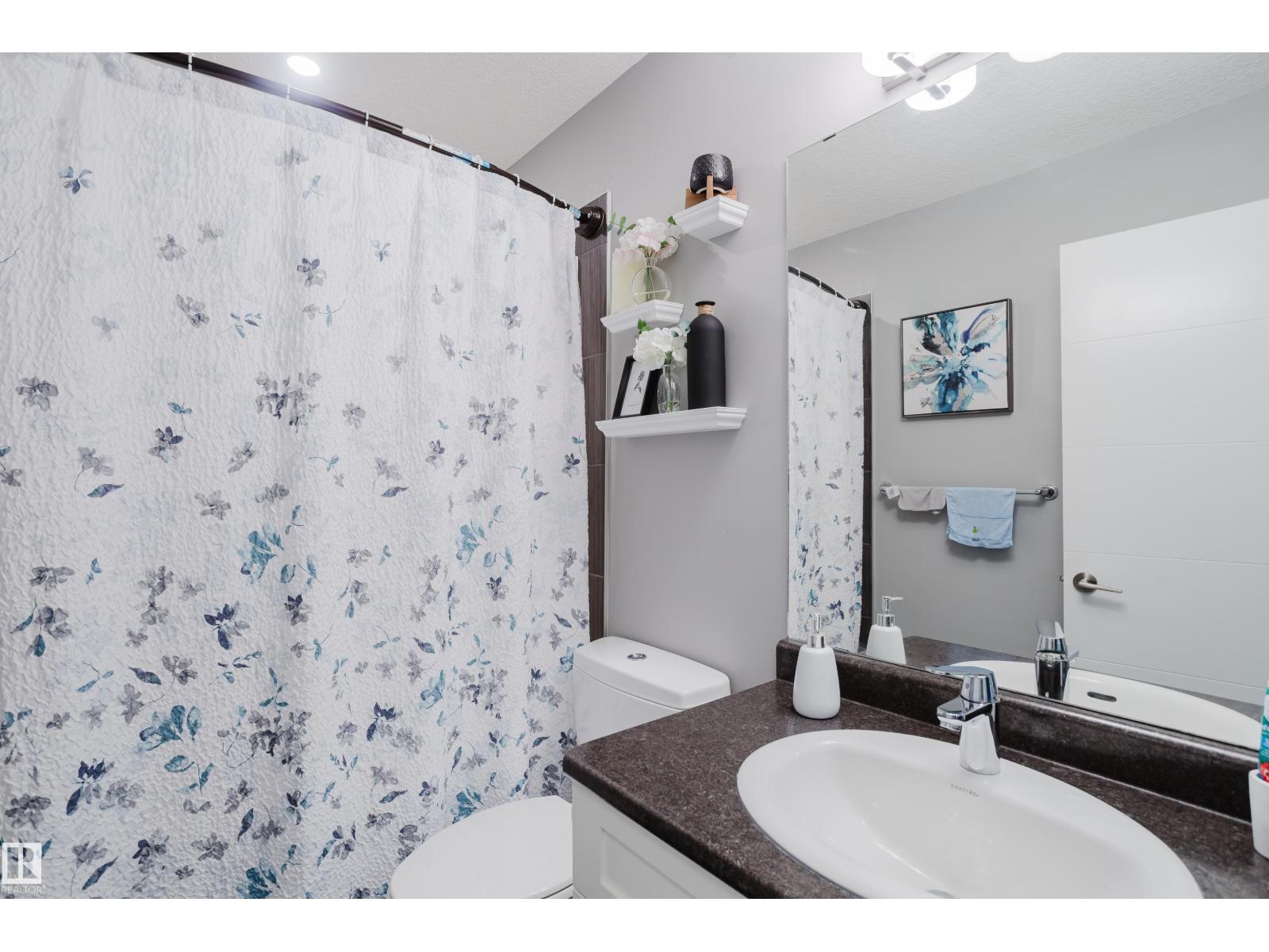 92 GREENBURY BV — photo 25
