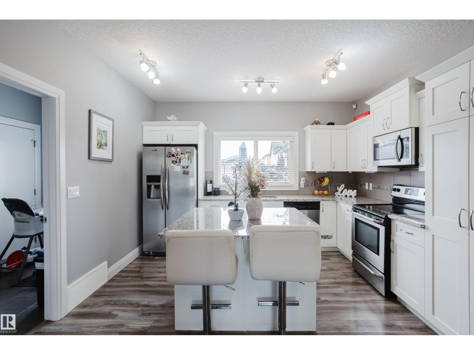 92 GREENBURY BV — photo 8