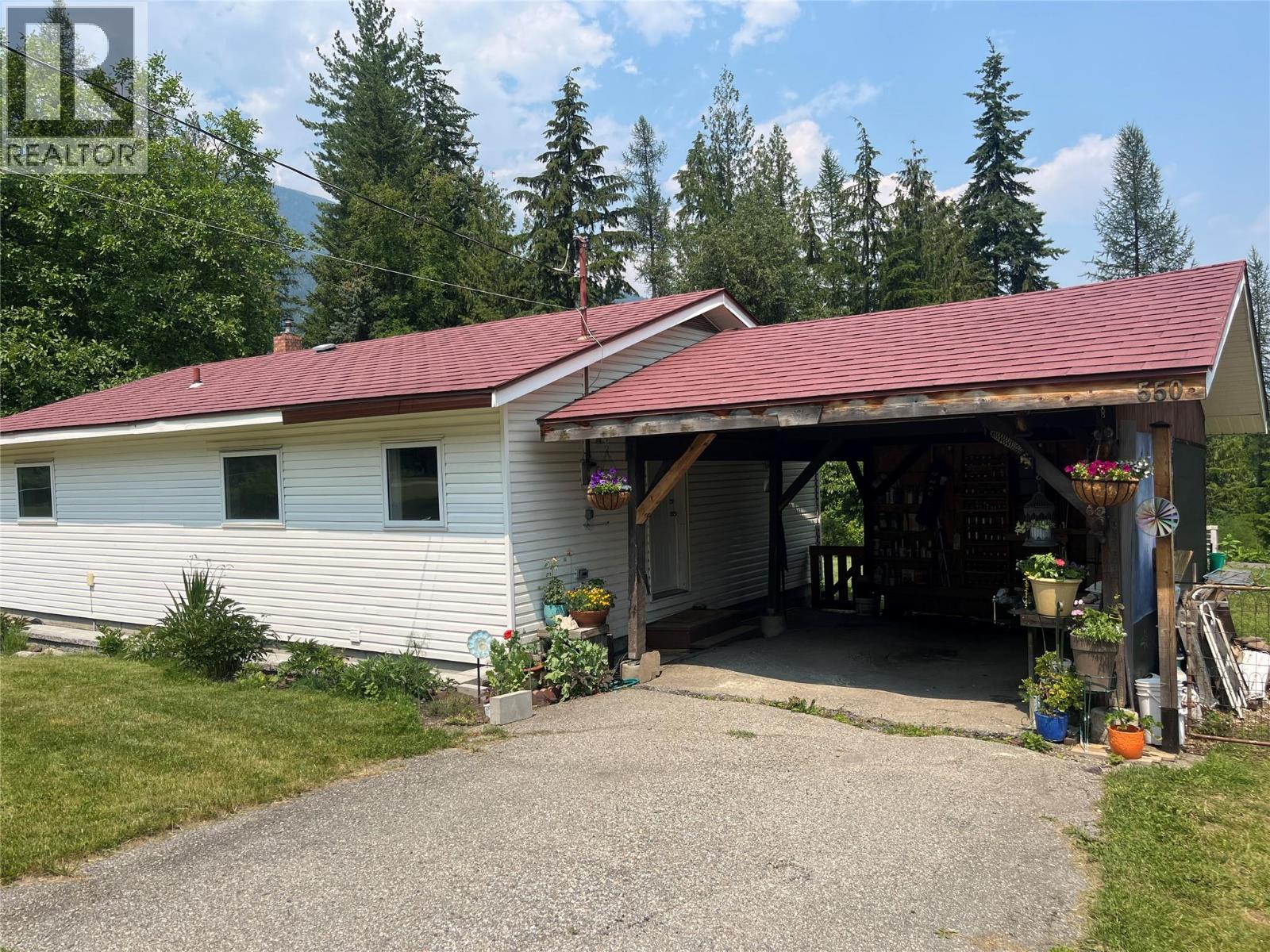 550 Arena Avenue - 11