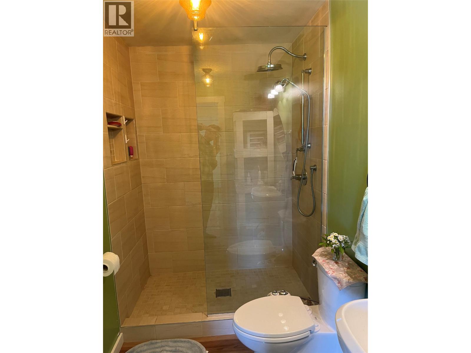 550 Arena Avenue - 37