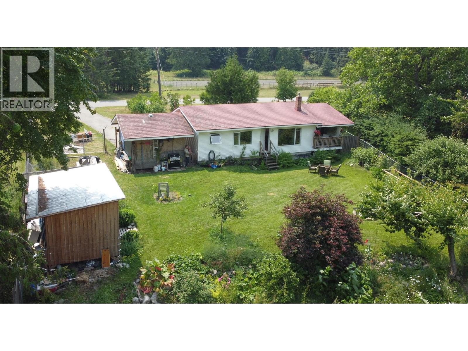 550 Arena Avenue - 1