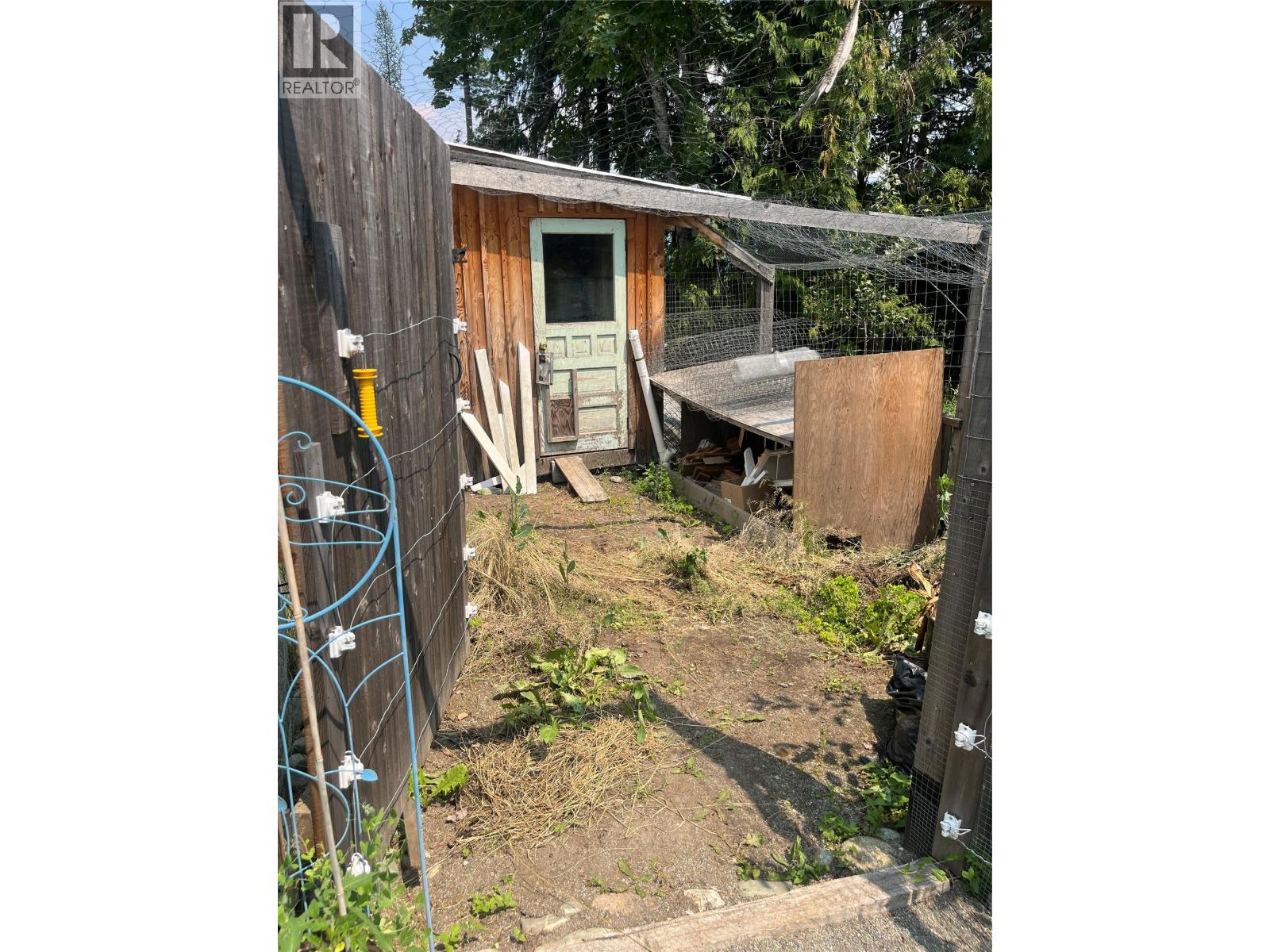 550 Arena Avenue - 69