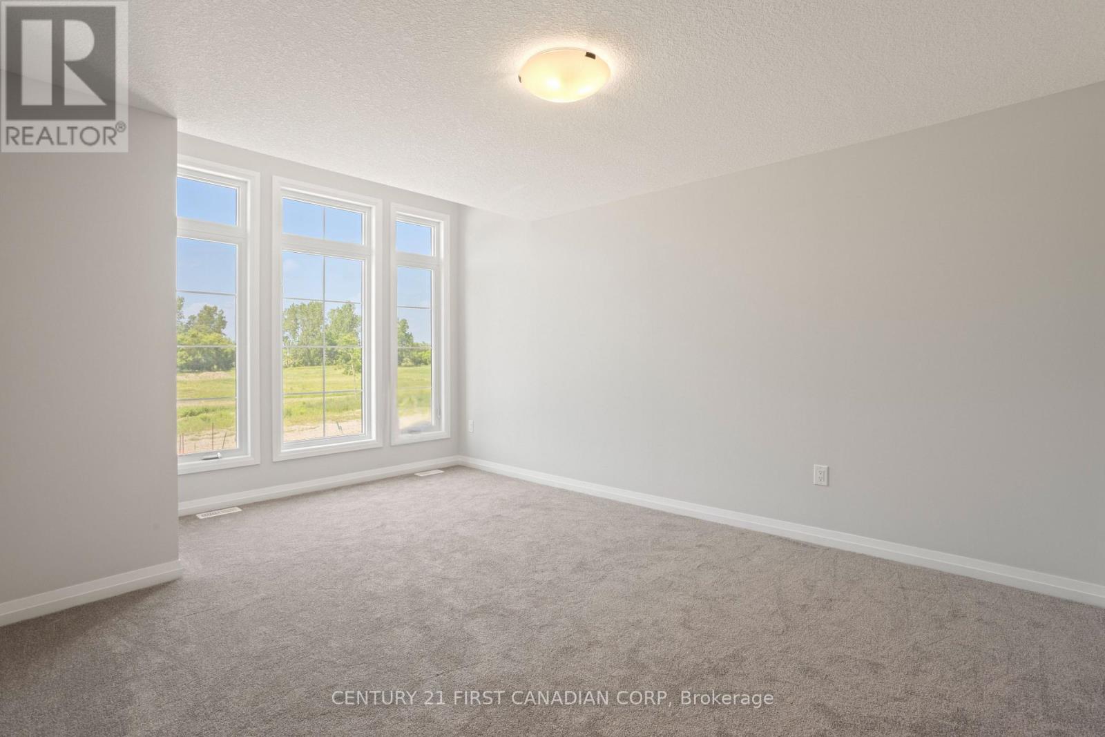 6901 HEATHWOODS AVENUE - 16