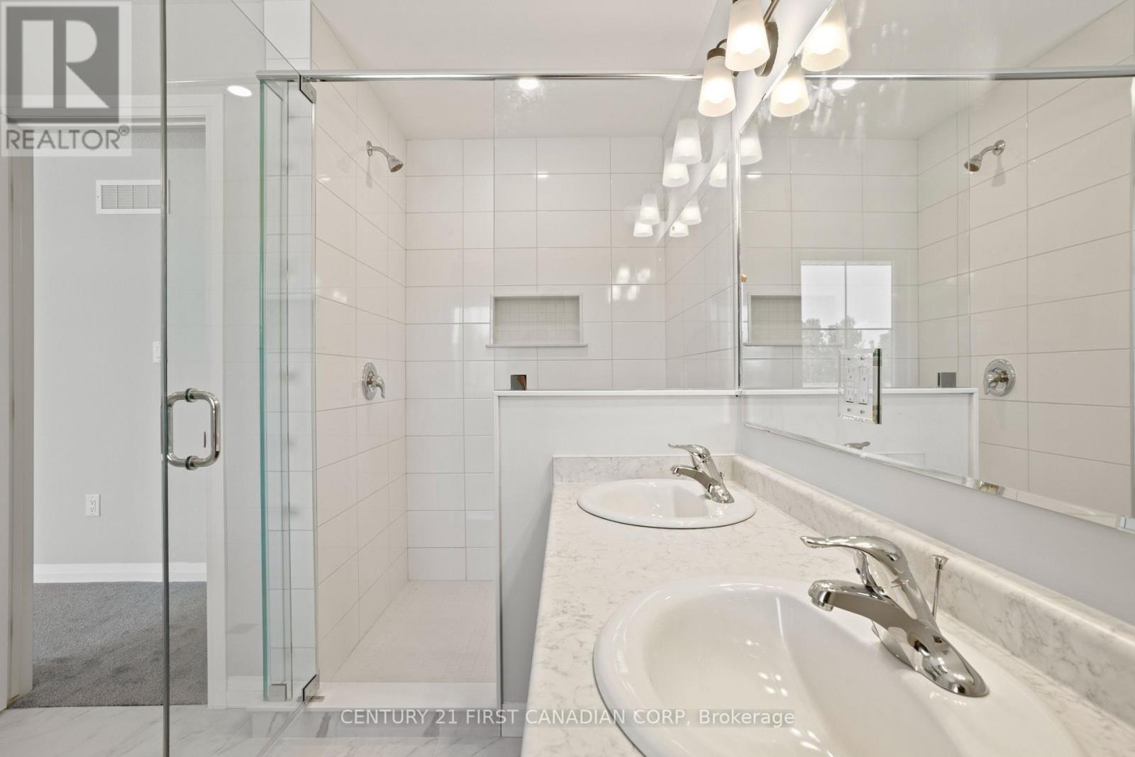 6901 HEATHWOODS AVENUE - 20